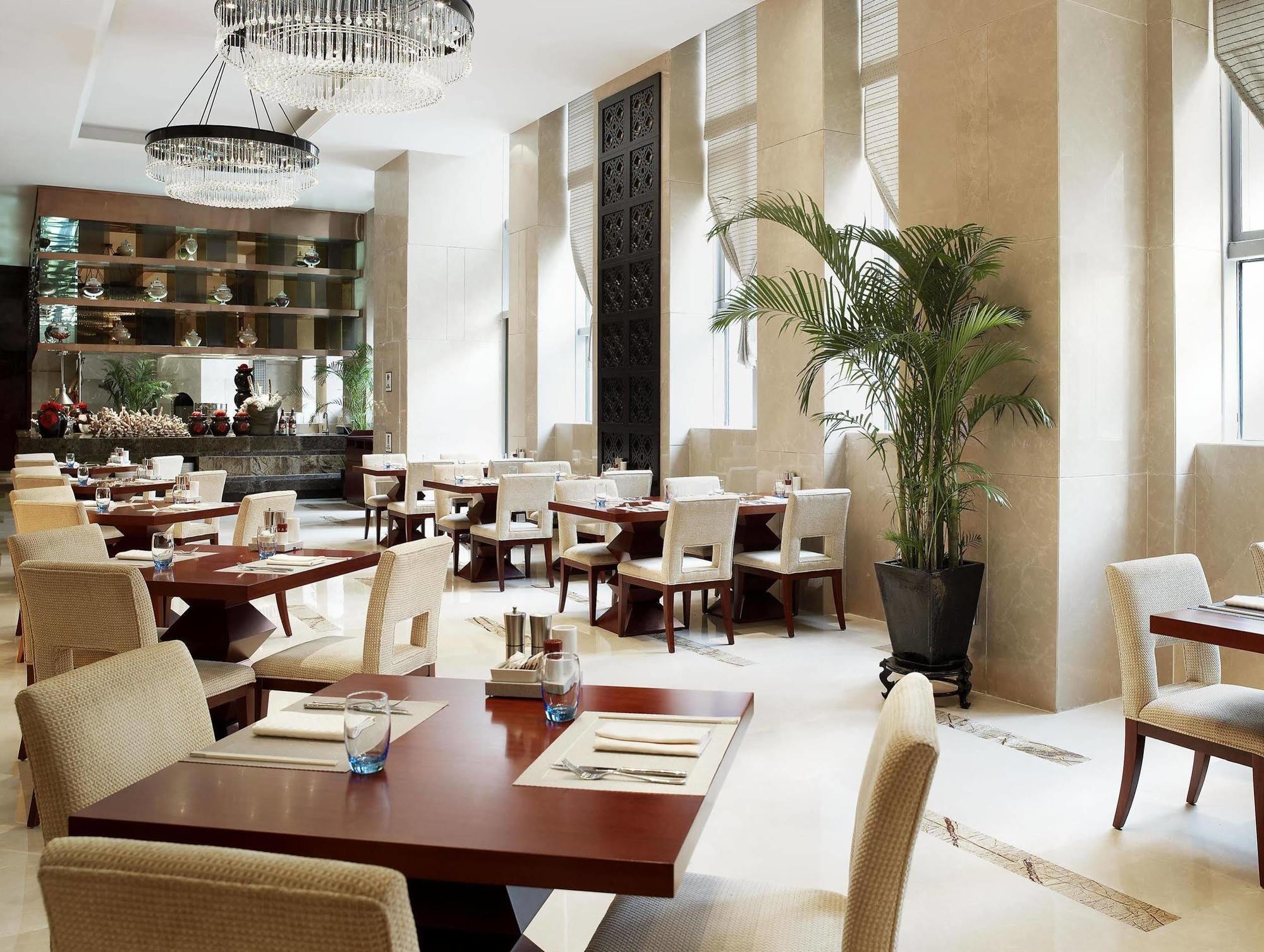 Sheraton Zhenjiang Hotel Bagian luar foto