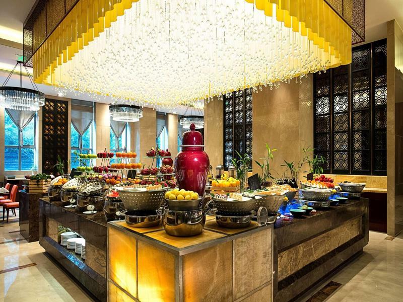 Sheraton Zhenjiang Hotel Bagian luar foto